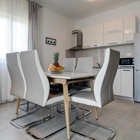 Love Apartments Zečevo Dış mekan fotoğraf