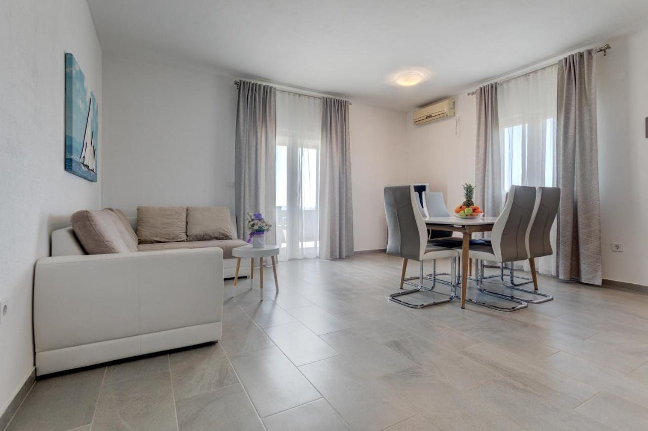 Love Apartments Zečevo Dış mekan fotoğraf