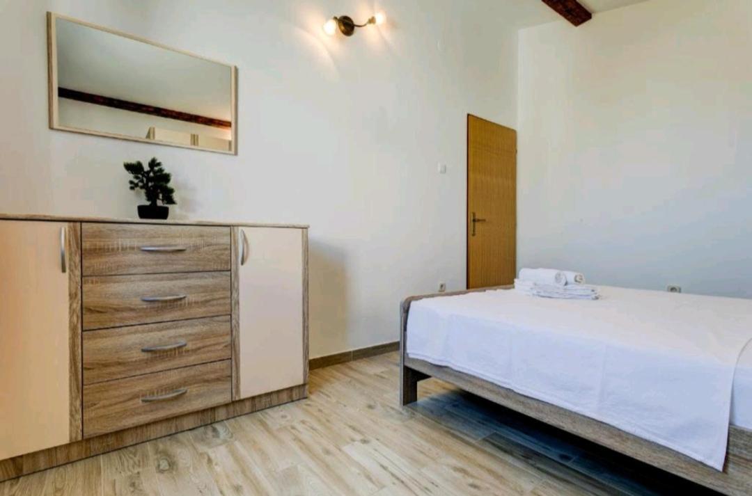 Love Apartments Zečevo Dış mekan fotoğraf
